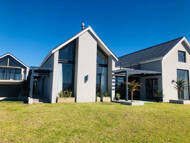 WHALE ROCK HEIGHTS - POTTINGER